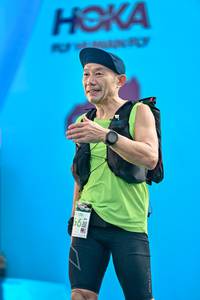 BIB: 100
                            <button type="button" onclick="openModal(24886335)" class="btn btn-primary btn-sm float-right btn-popup" data-toggle="modal" data-target=".modal-high-quality">
                        <i class="fas fa-shopping-cart"></i> Add to Cart
                    </button>
                                            <button type="button" onclick="isThisMe(24886335, true)" class="btn btn-success btn-sm float-right btn-popup btn-isme hidden" data-toggle="tooltip" data-placement="bottom" title="นี่คือรูปของคุณใช่ไหม คลิกที่นี่เพื่อเอาเข้าอัลบั้ม">
                        <i class="fas fa-plus"></i> Add to album
                    </button>
                    <button type="button" onclick="isThisMe(24886335, false)" class="btn btn-warning btn-sm float-right btn-popup btn-isnotme hidden">
                        <i class="fas fa-ban"></i> Remove from album
                    </button>